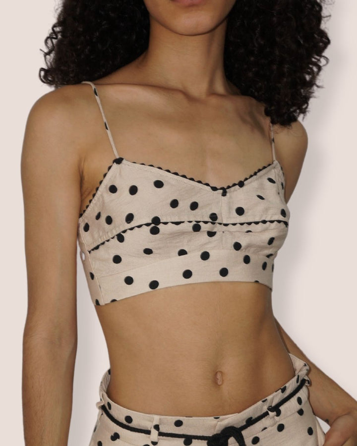 Top bralette beige à pois noirs "Charme d'Antan"  fines bretelles, bordure festonnée noire - Meldesign 2025